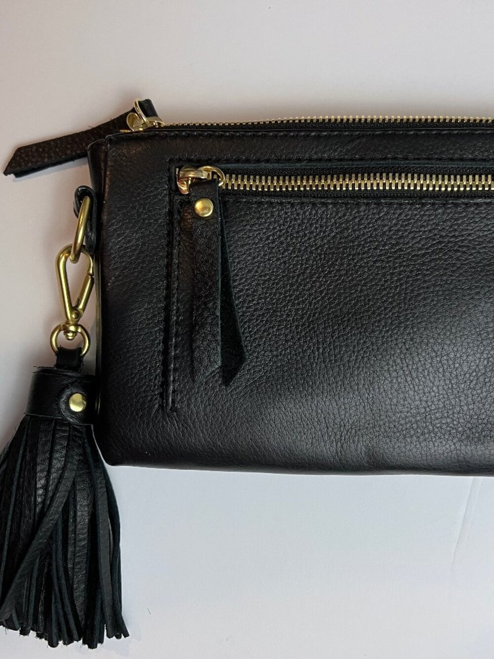 TAH leather Wallet Purse New Without Tags Black With Gold Hardwear